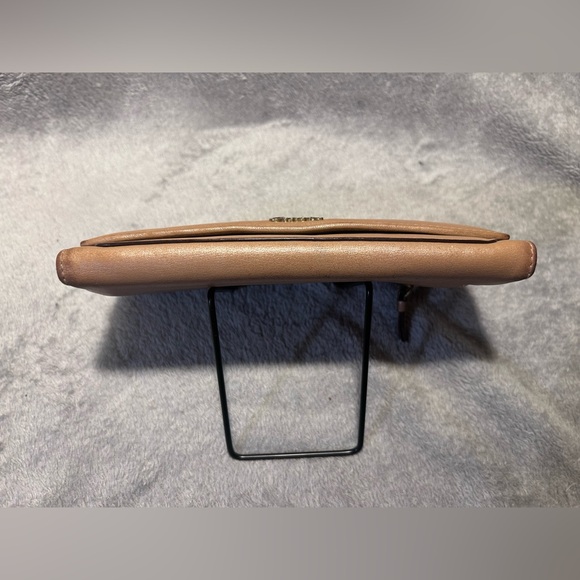 Vtg. Coach Leather Pleated Wallet - Picture 6 of 13